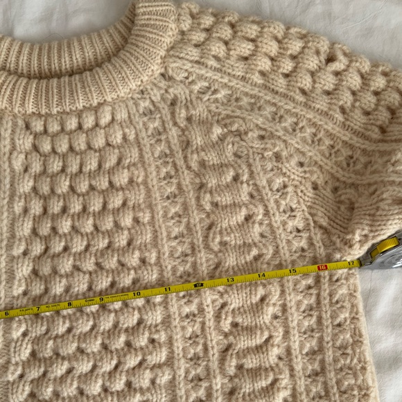 1970s Handmade Malinmor Irish Wool Cream Cable-Knit Sweater, Size XS/S - Picture 4 of 8